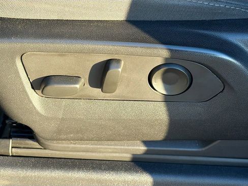 Used 2022 Chevrolet Silverado 1500 RST image 25