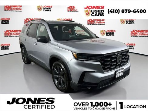 Used 2023 Honda Pilot Sport image 1