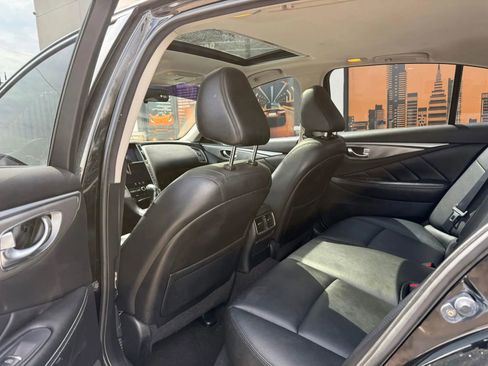 Used 2014 INFINITI Q50 2.0t w/ Moonroof Package image 7
