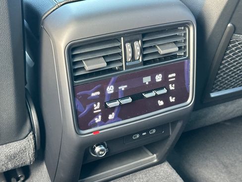 New 2026 Porsche Cayenne E-Hybrid AWD/4WD image 14