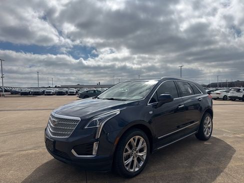 Used 2019 Cadillac XT5 Luxury w/ LPO, Radiant Package image 8