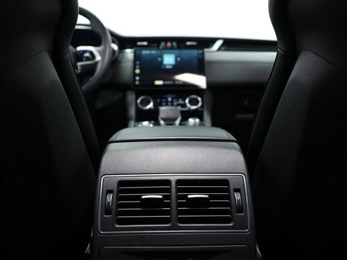 Used 2021 Jaguar F-PACE SVR image 54