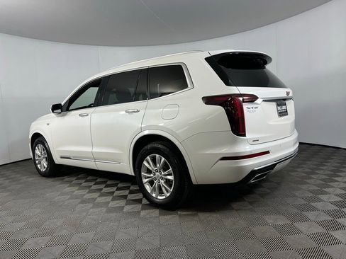 Used 2024 Cadillac XT6 Luxury w/ LPO, Floor Liner Package image 9