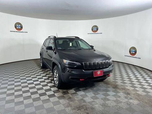 Used 2022 Jeep Cherokee Trailhawk w/ Comfort/Convenience Group image 19