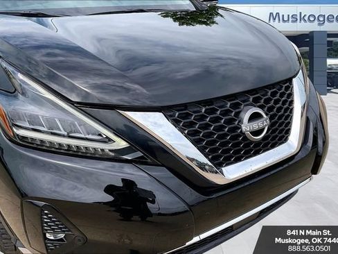 Used 2023 Nissan Murano SV FWD image 32