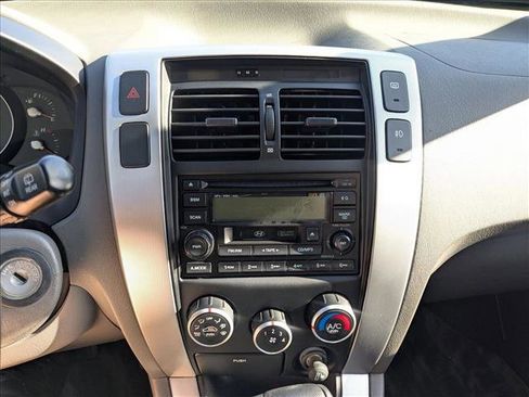 Used 2007 Hyundai Tucson SE image 7
