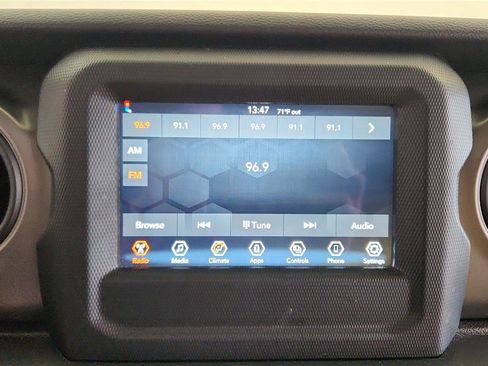 Used 2022 Jeep Gladiator Sport w/ Trailer Tow Package AWD/4WD image 27