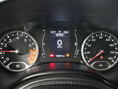 Used 2017 Jeep Renegade Latitude w/ Cold Weather Group AWD/4WD image 27