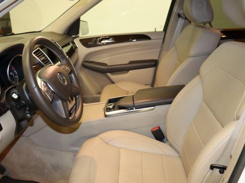 Used 2015 Mercedes-Benz ML 250 BlueTEC 4MATIC image 11