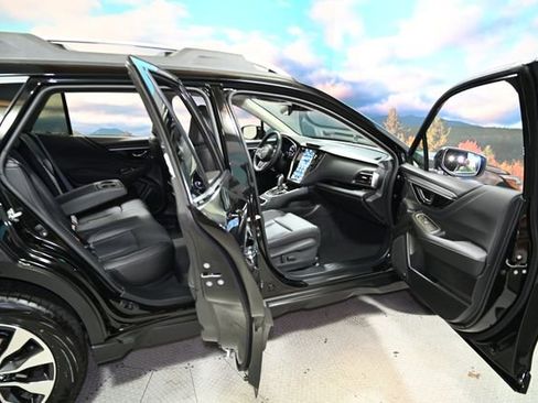 Used 2025 Subaru Outback Touring XT w/ Popular Package #2 image 48