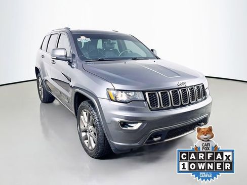 Used 2017 Jeep Grand Cherokee Limited 75th Anniversary AWD/4WD image 3