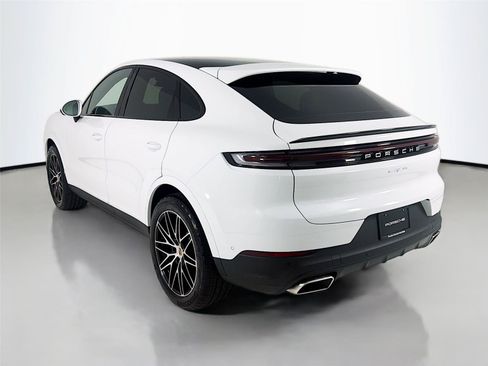 New 2026 Porsche Cayenne Coupe AWD/4WD image 3