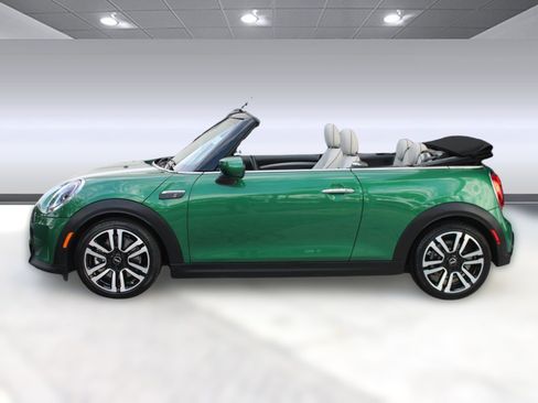 Used 2023 MINI Cooper S w/ Signature Upholstery Package image 18