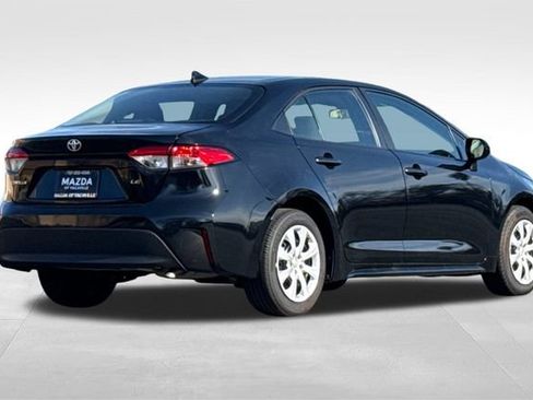 Used 2024 Toyota Corolla LE image 4