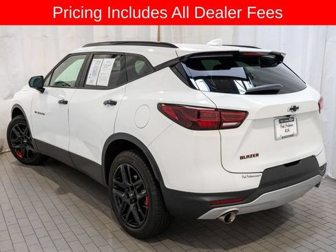 Used 2023 Chevrolet Blazer LT w/ Convenience Package FWD image 3