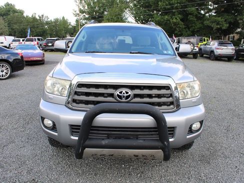 Used 2010 Toyota Sequoia SR5 AWD/4WD image 3