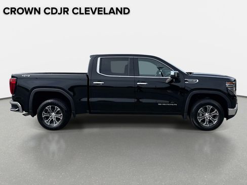 Used 2025 GMC Sierra 1500 SLT AWD/4WD image 4