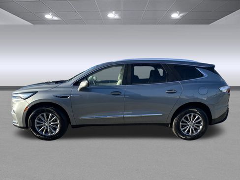Used 2023 Buick Enclave Essence w/ Trailering Package, 5000 lbs. image 6