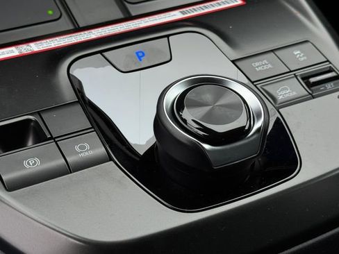 New 2026 Subaru Solterra Premium image 20