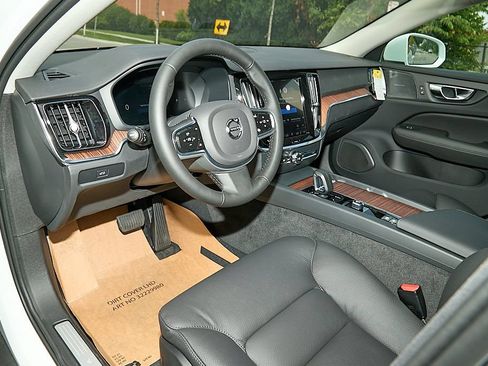 New 2026 Volvo V60 B5 Cross Country Plus w/ Climate Package AWD/4WD image 12