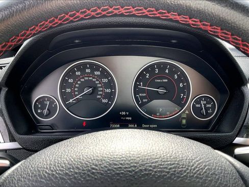 Used 2018 BMW 330i Gran Turismo xDrive image 13