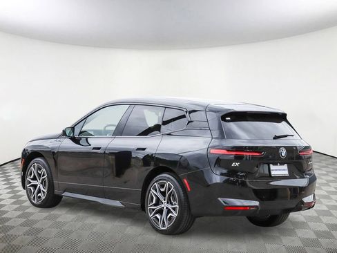 Used 2026 BMW iX xDrive60 w/ Premium Package AWD/4WD image 8