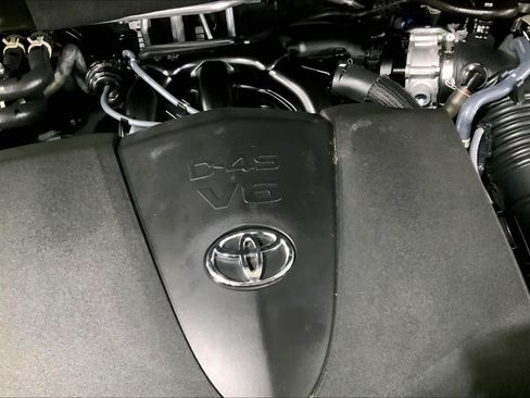 Used 2022 Toyota Highlander Limited AWD/4WD image 33