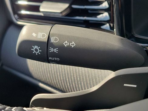 New 2026 Toyota Camry SE w/ Convenience Package FWD image 11