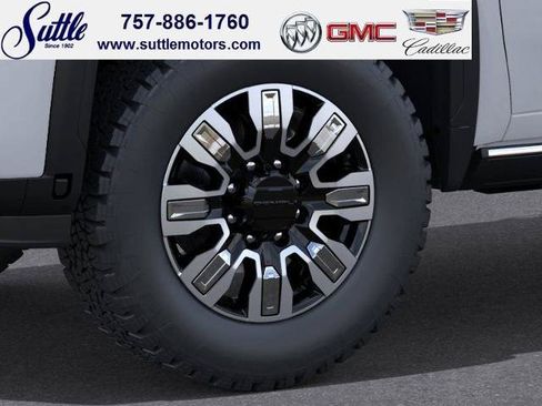 New 2026 GMC Sierra 2500 Denali w/ Denali Reserve Package AWD/4WD image 9
