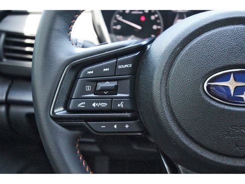 Certified 2025 Subaru Crosstrek 2.5i Limited w/ Crosstrek Mirror Package image 15