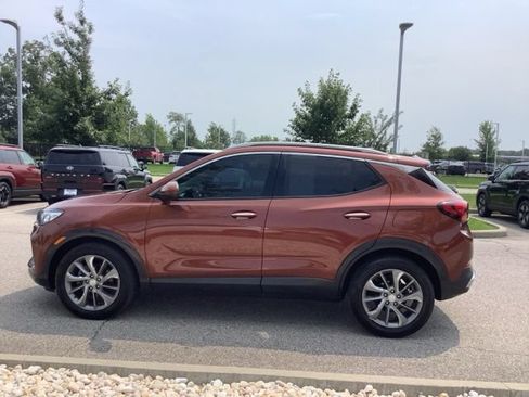Used 2021 Buick Encore GX Essence w/ Advanced Technology Package FWD image 8