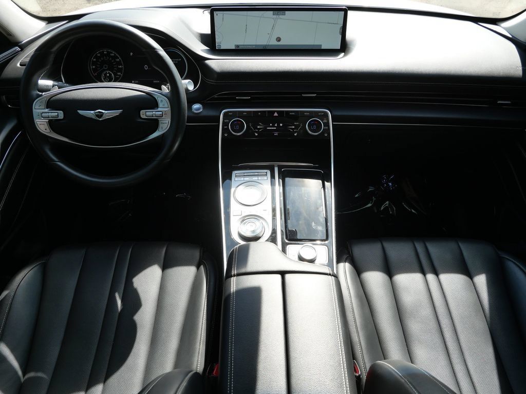 Used 2021 Genesis GV80 2.5T RWD image 16