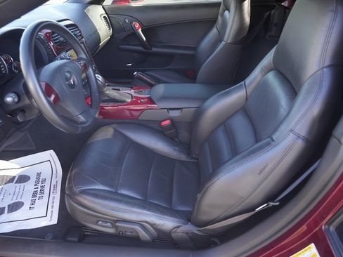 Used 2007 Chevrolet Corvette Convertible w/ Preferred Equipment Group image 9