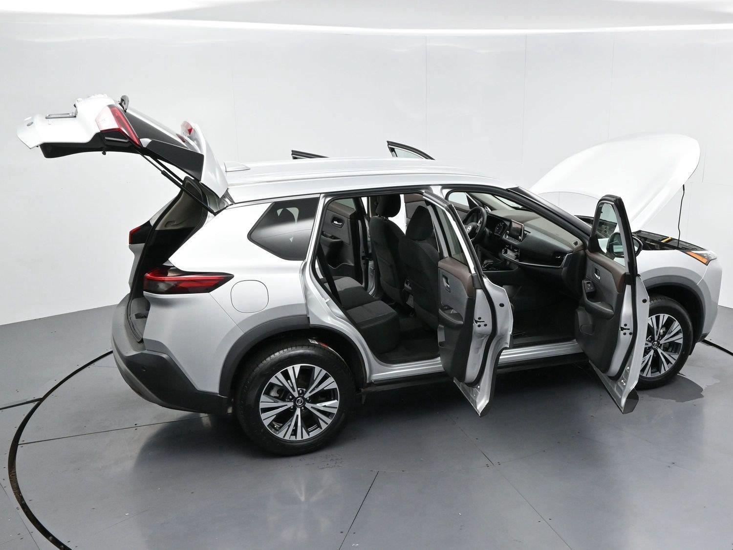 Used 2021 Nissan Rogue SV AWD/4WD image 38