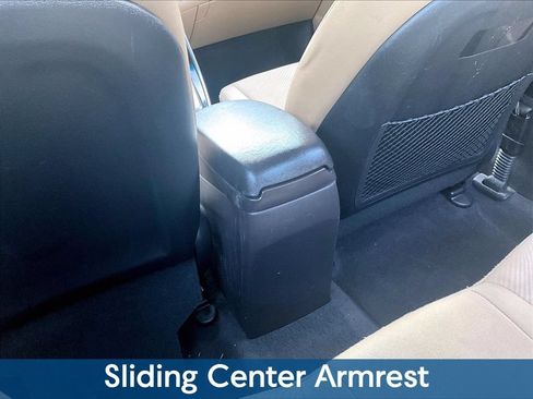Used 2013 Hyundai Elantra GLS w/ Preferred Pkg FWD image 13