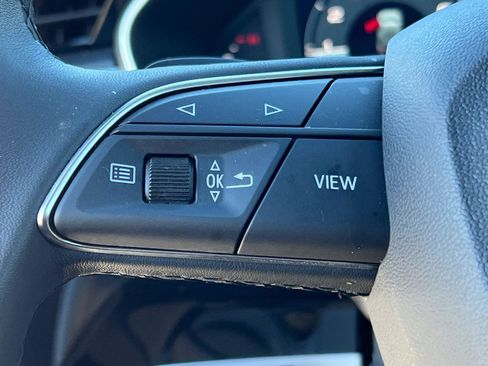 Used 2025 Audi Q3 2.0T Premium w/ Convenience Package image 25