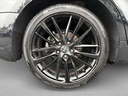 Used 2023 Toyota Camry XSE image 9