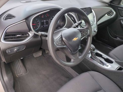 Used 2023 Chevrolet Malibu LT image 10