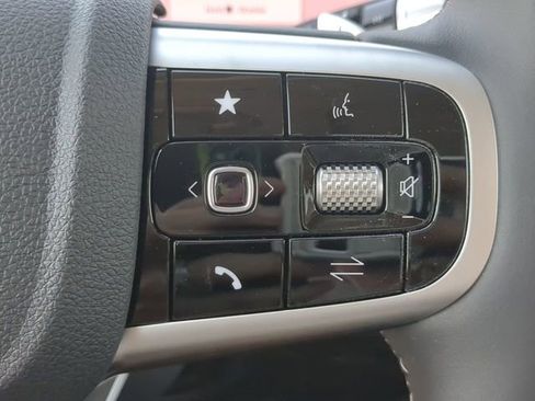 New 2026 Genesis GV70 2.5T Advanced AWD/4WD image 24