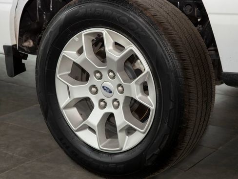 Used 2023 Ford F150 XLT image 8