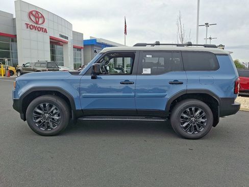 New 2025 Toyota Land Cruiser image 4