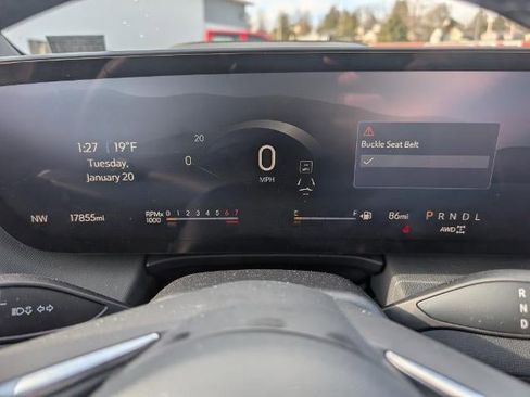 Used 2025 Buick Enclave Preferred image 16