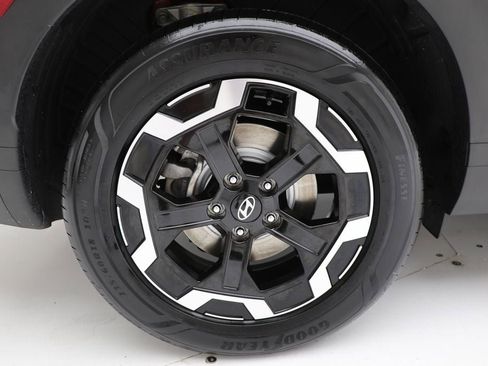 Used 2025 Hyundai Santa Fe SEL image 9