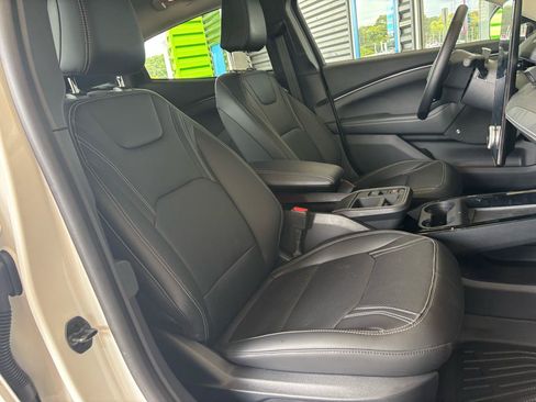 Used 2025 Ford Mustang Mach-E Premium RWD image 21
