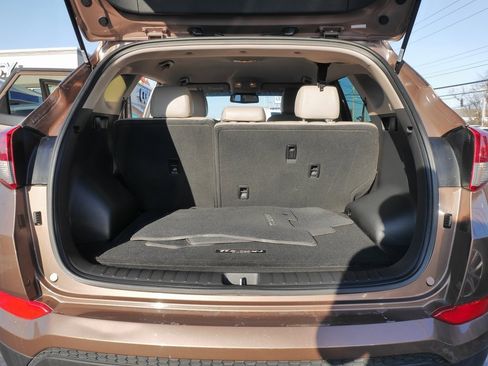 Used 2017 Hyundai Tucson SE Plus image 16