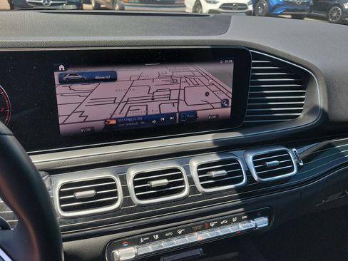 Used 2024 Mercedes-Benz GLE 450 4MATIC image 30
