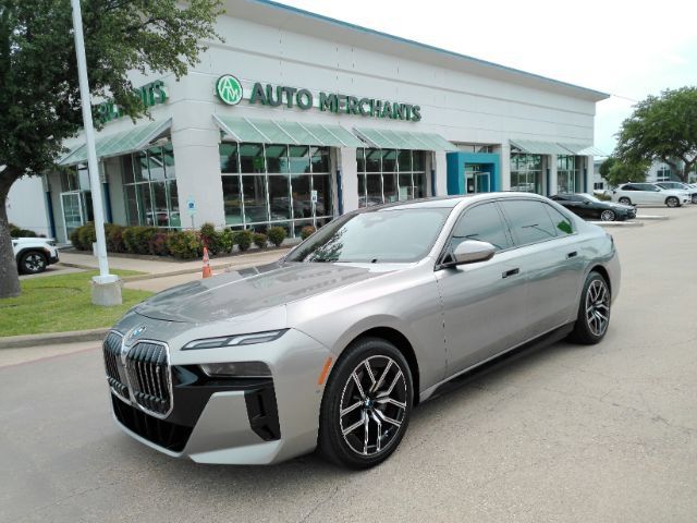 Used 2024 BMW i7 xDrive60 w/ Premium Package AWD/4WD image 1