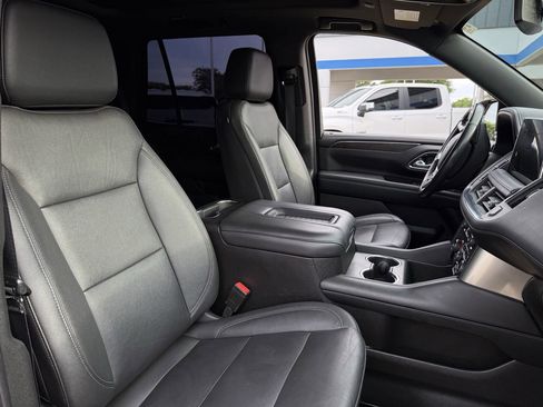 Used 2022 Chevrolet Tahoe LT w/ Luxury Package image 22