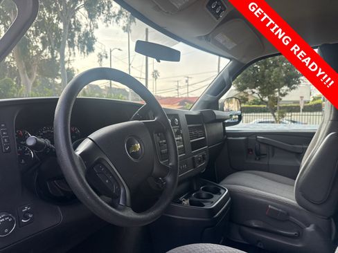Used 2016 Chevrolet Express 2500 LT w/ LT Preferred Equipment Group image 9