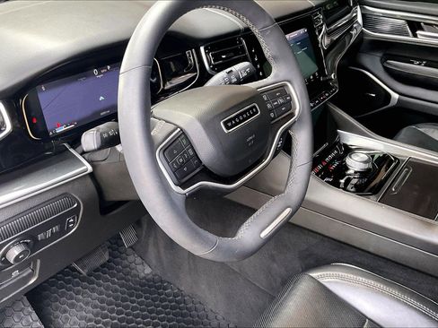 Used 2022 Jeep Wagoneer Series I w/ Convenience Group I image 15
